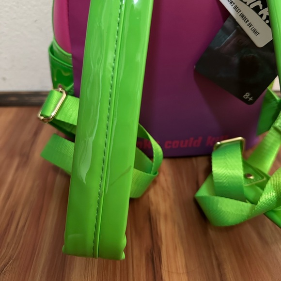 NWT Loungefly Goosebumps Haunted Mask Glow in the dark backpack - Picture 5 of 5